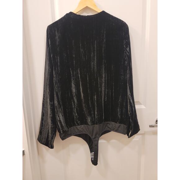 Good American Black Velour Bodysuit - Picture 2 of 7